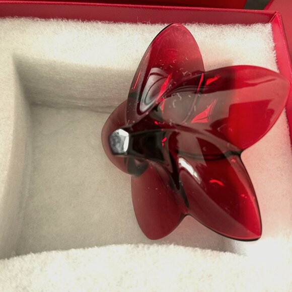 Baccarat Bloom Collection, Red Flower - Picture 3 of 5
